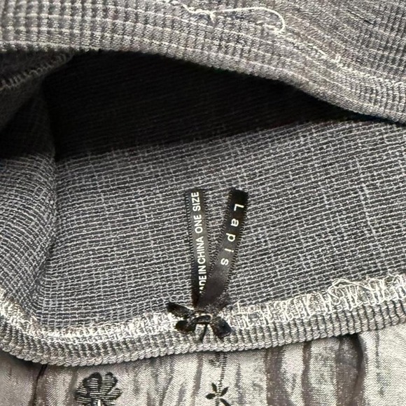 Lapis Sz OS Gray Black Embellished Sequin Floral Tube Midi Dress Fairy Boho - Picture 3 of 6